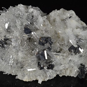 Sphalerite set on Quartz