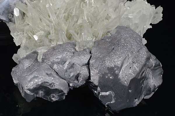 Twinned Galena, Quartz