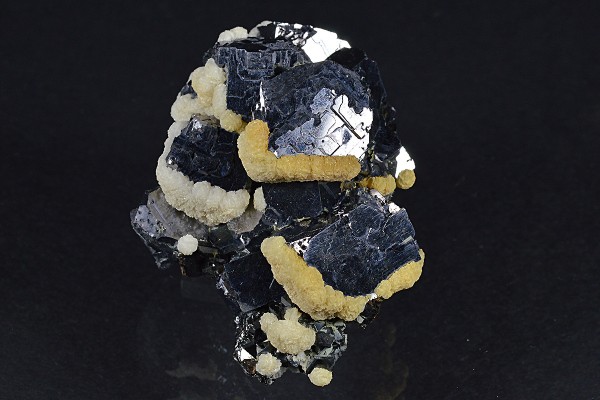 Twinned and truncated Galena, Calcite