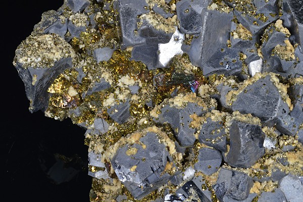 Truncated Galena, Chalcopyrite, Calcite