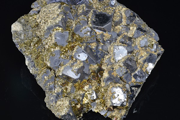 Truncated Galena, Chalcopyrite, Calcite