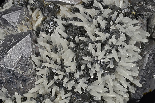 Truncated Galena, Sphalerite, Quartz