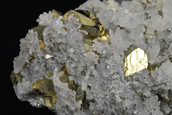 Quartz, Chalcopyrite