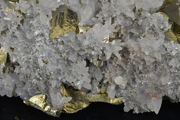 Quartz, Chalcopyrite