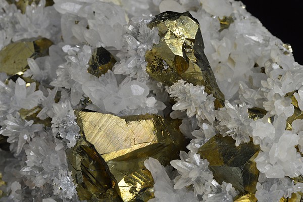 Quartz, Chalcopyrite