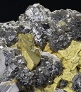 gem Sphalerite var.Cleiophane, Chalcopyrite, Quartz