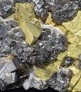 gem Sphalerite var.Cleiophane, Chalcopyrite, Quartz