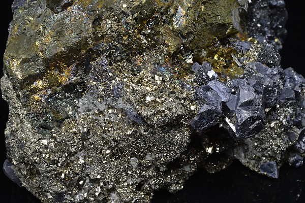 Iridescent Chalcopyrite, Galena, Pyrite, Sphalerite, Quartz