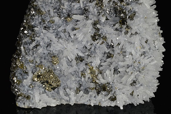 Cleiophane, Quartz, Pyrite