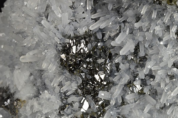 Cleiophane, Quartz, Pyrite