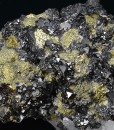 Truncated Sphalerite on Chalcopyrite, Quartz