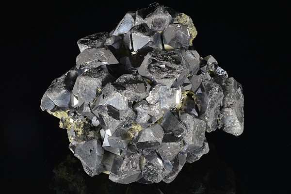 Twinned and truncated Galena, Quartz, Sphalerite