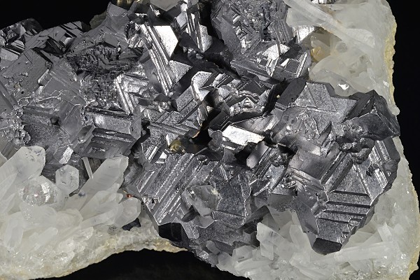 Twinned Galena, Quartz, Pyrite