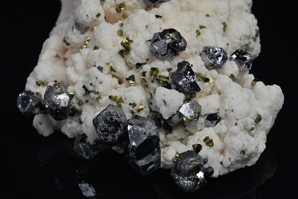 Galena, Chalcopyrite on Manganoan Calcite