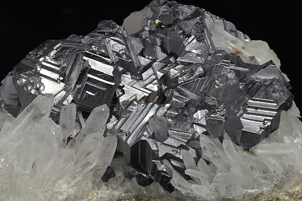 Twinned Galena, Quartz, Pyrite