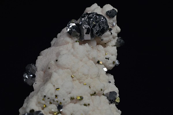 Galena, Chalcopyrite on Manganoan Calcite