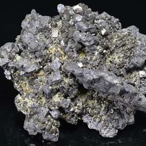 Spinel Law Twin Galena, Sphalerite, Quartz