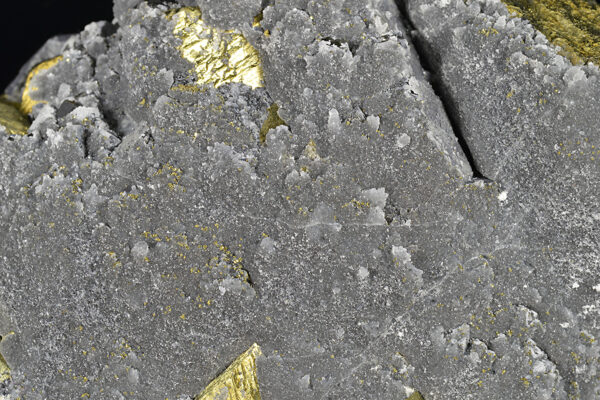 Chalcopyrite set on Galena, Sphalerite, Quartz