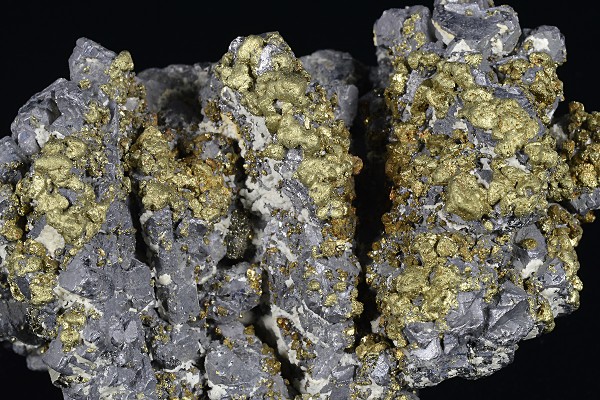 Spinel Law Twin Galena, Chalcopyrite, Pyrite, Calcite