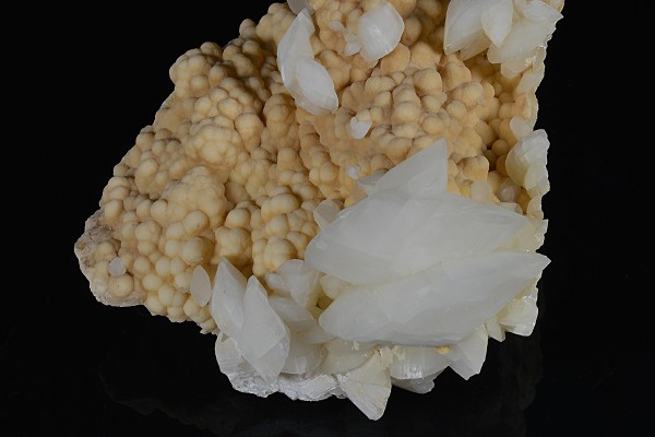 Two generations Calcite