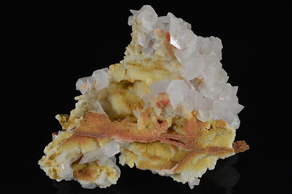 Rhombohedral and pseudomorphous after Calcite