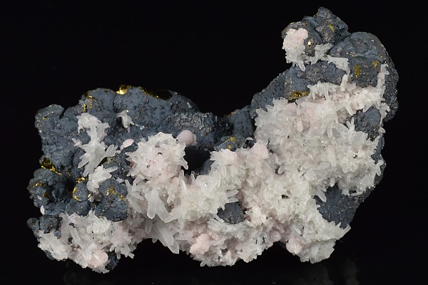 Chalcopyrite, Pyrite, Quartz, Calcite, Rhodochrosite