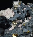 Chalcopyrite, Pyrite, Quartz, Calcite, Rhodochrosite
