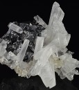 Sphalerite tetrahedron, Quartz