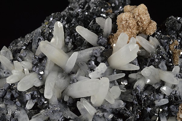 Quartz, Sphalerite, Galena, Calcite