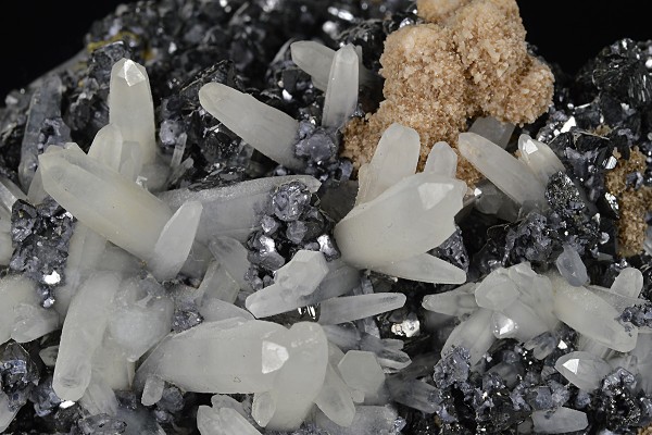 Quartz, Sphalerite, Galena, Calcite