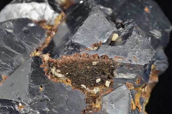 Truncated Galena with Siderite inclusions