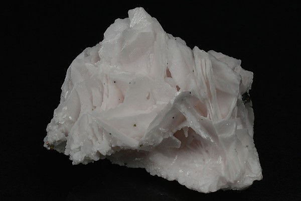 Calcite with Chalcopyrite and Sphalerite inclusions