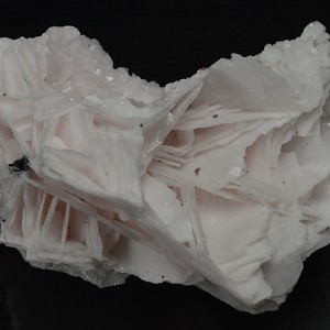 Calcite with Chalcopyrite and Sphalerite inclusions