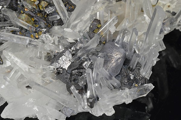 Quartz, Sphalerite, Chalcopyrite, Galena