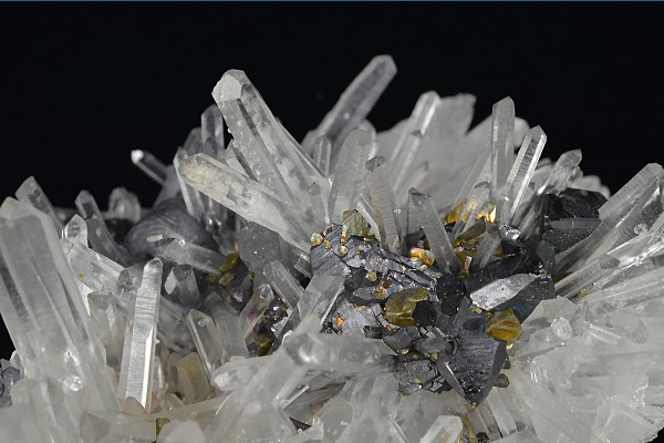 Quartz, Sphalerite, Chalcopyrite, Galena