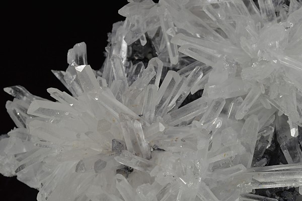 Quartz set on Galena