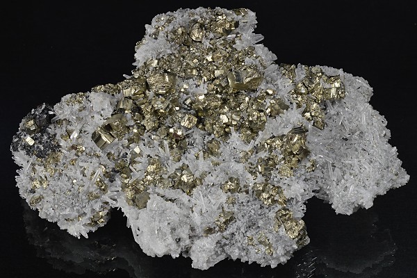 Pyrite, Quartz, Sphalerite