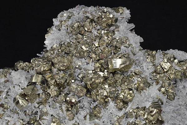 Pyrite, Quartz, Sphalerite
