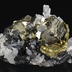Pyrite, Chalcopyrite, Sphalerite, Quartz