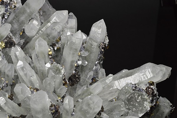 Quartz, gem Sphalerite var.Cleiophane, Chalcopyrite, Pyrite