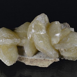 Calcite on host rock