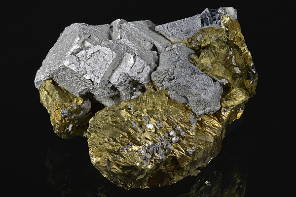 Galena on Chalcopyrite