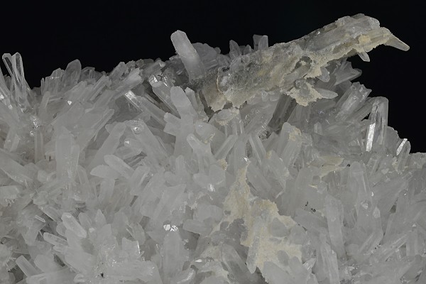 Two generations Quartz, Calcite