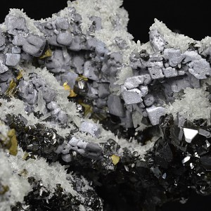 Skeletal Galena, Sphalerite, Pyrite, Quartz, Chalcopyrite