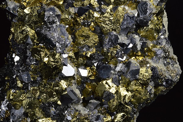 Chalcopyrite, Galena, Sphalerite, Calcite