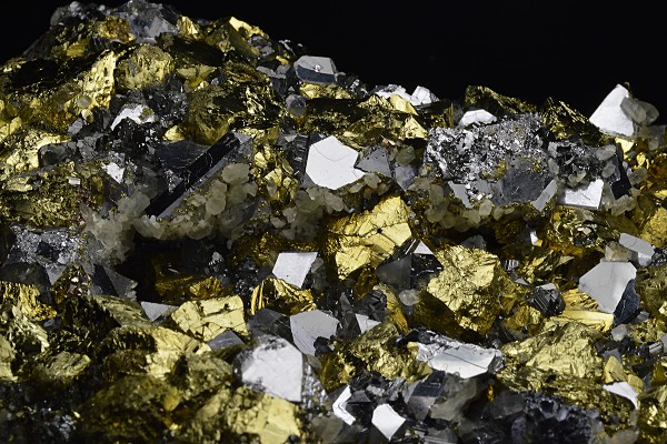 Chalcopyrite, Galena, Sphalerite, Calcite