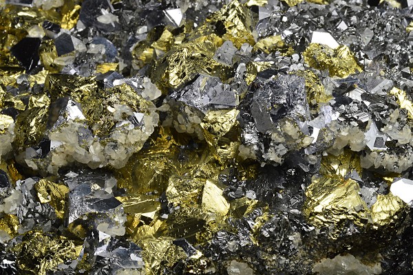 Chalcopyrite, Galena, Sphalerite, Calcite