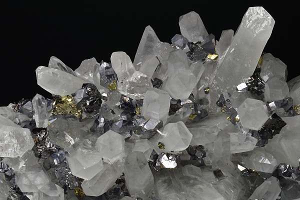 Quartz, Sphalerite, Galena, Chalcopyrite, Pyrite