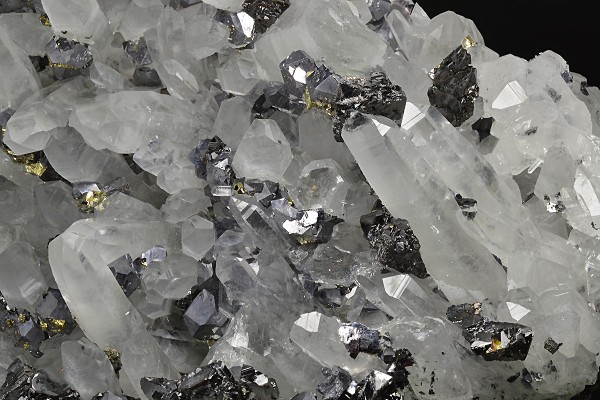 Quartz, Sphalerite, Galena, Chalcopyrite, Pyrite
