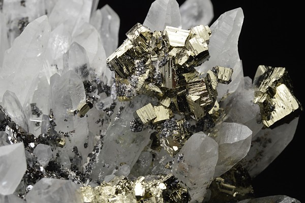 Quartz, Pyrite, Sphalerite